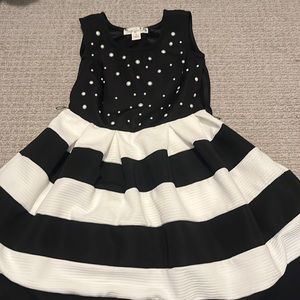 Gorgeous kids dress size 8